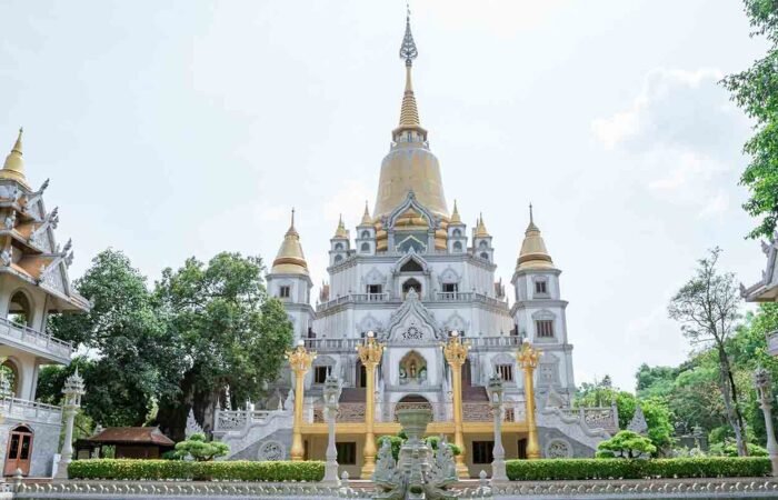 Vietnam Tour Package 2026